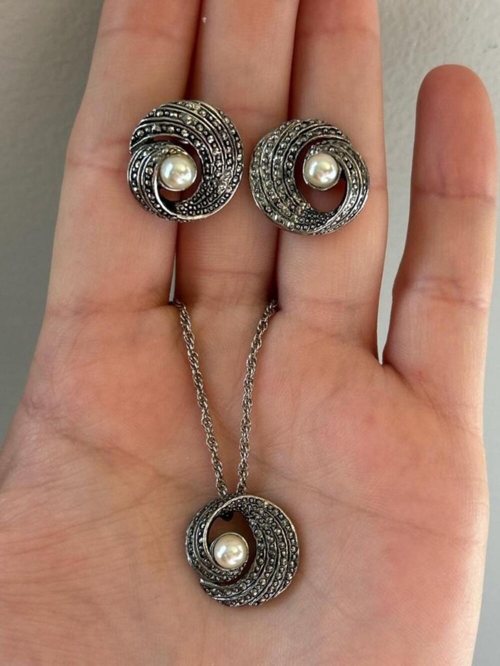 3 pc necklace and earring matching set